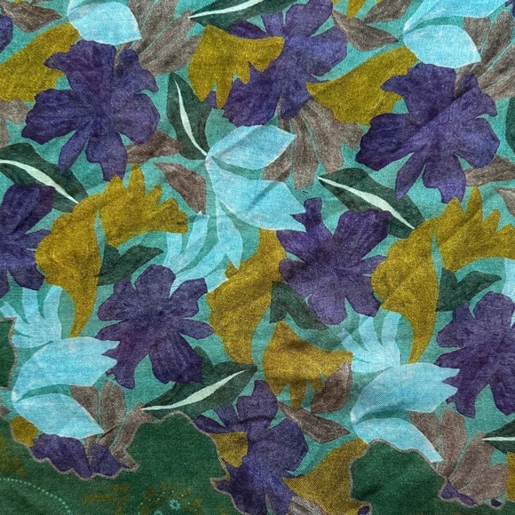 Chan Luu Green Scarf with Gold and Purple Floral design - Picture 4 of 7